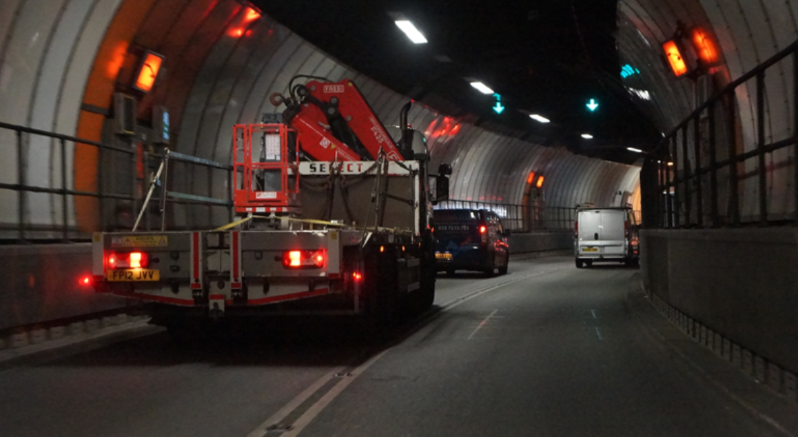 How Does Radio Communication In Tunnels Work?