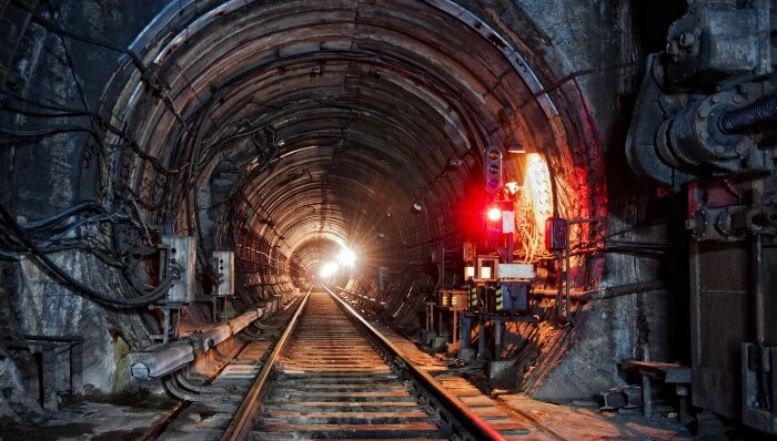 what is a leaky feeder